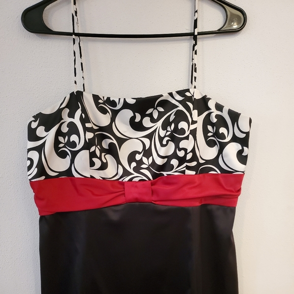 Dressbarn Satin Dress - Picture 2 of 5